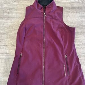 Noble Outfitters soft shell equestrian vest small